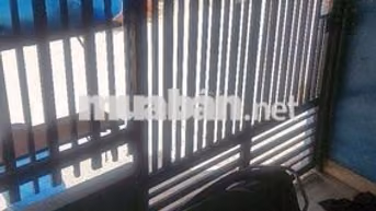 Nhà còn trống 1 phòng cho thuê rẽ dọn vô là ở thôi