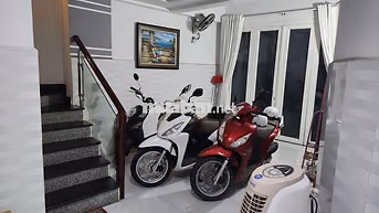 Cho thuê nhà nguyên căn 4 phòng hẻm Vạn Kiếp, quận Bình Thạnh