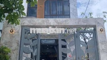 Nhà nguyên căn 3 tầng MT Hoà Minh 19 sát biển đầy đủ nôii thất