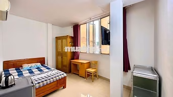 Cho Thuê Căn Hộ Cửa Sổ Thang Máy Full Nội Thất Gần Đại Học Kinh Tế Ueh