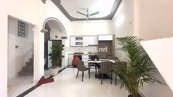 Cho thuê nhà Hoàng Hoa Thám 35m² x 4 tầng 5PN, ô tô đỗ cửa – 20 triệu