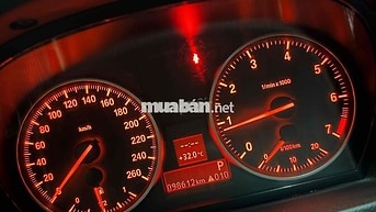 BMW 320i Bạc 98.612 km