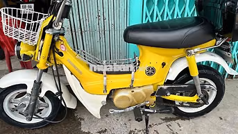 Honda Chaly 70cc Côn tay Vàng, Trắng