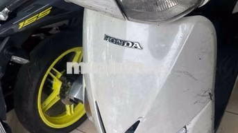 Honda Lead Trắng 2011
