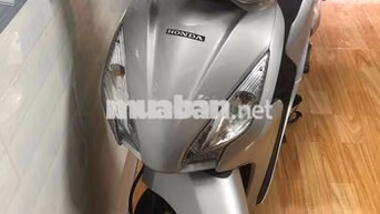 Honda Vision Fi ( bstp )chính chủ khoá smk màu Bạc
