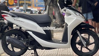 Honda Vision Trắng đen