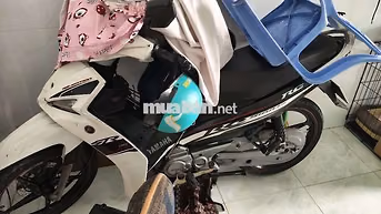 Yamaha Sirius RC 2018 Trắng Đen