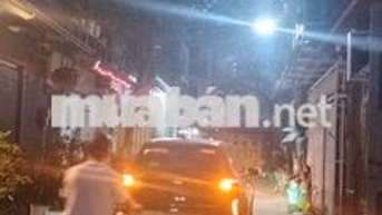 cho thuê nhà 3 tầng hẻm xe hơi Huỳnh Thị Hai 10 triệu