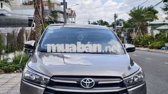 Toyota Innova 2019 Số sàn Nâu vàng 8 chỗ