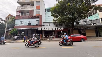 CHO THUÊ NHÀ MẶT TIỀN ĐƯỜNG VÀNH ĐAI TRONG 12X21,5M 3L CÓ THANG MÁY