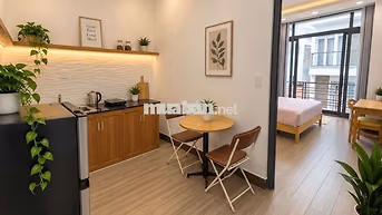 Căn Hộ 1 PN Cao Cấp kế bên Sân Bay - Full Nội Thất - Khu DÂN Cư - 