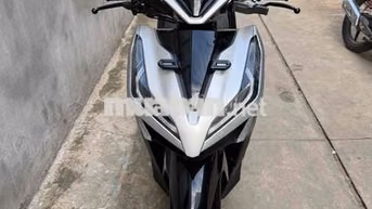 Honda Vario 150 Bạc đen Xe tay ga