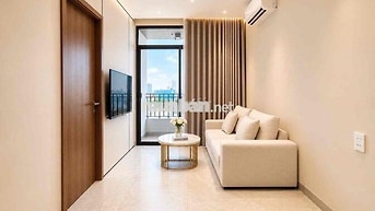 Cho Thuê Căn Hộ Cao Cấp Ngay Trung Tâm Bình Thạnh - Gần DH Hutech - D2