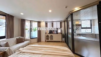 CHDV CAO CẤP 1 PHÒNG - BAN CÔNG - NHÀ FULL NỘI THẤT XỊN