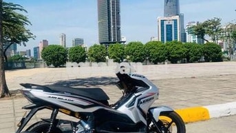 Honda Air Blade 150 Bạc porche