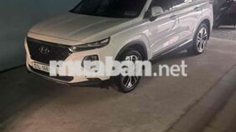Hyundai Santa Fe 7 chỗ màu Trắng