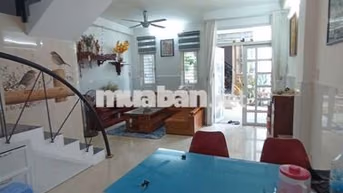 Nhà 3 tầng, 4PN 4WC,đối diện cổng Vạn Phúc city hbphuoc 