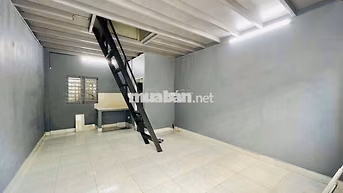 nguyên căn chính chủ 1 lầu 2pn cọc 1 tháng