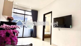 Siêu hot CCMN 1n1k 40m2 full đồ xịn sò. ban công thoáng ngay Hồ Ba Mẫu