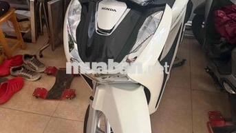 Honda SH Mode 2024 Trắng 3702 km
