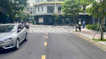 Cho thuê Nhà Phố Bcons 4 Tầng (245m²) – Giá 12tr - liền kề LÀNG ĐẠI HỌ