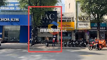 Spa - nha khoa MT 96 Tôn Thất Tùng, Q1. Dt: 5,2x20m, Kc: trệt 1 lầu