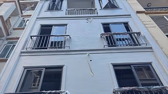 CHÍNH CHỦ CHO THUÊ NHÀ MẶT NGÕ ÔTÔ TRÁNH NHAU ĐƯỜNG TRUNG KÍNH 