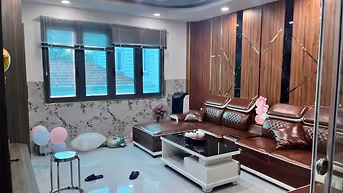 Cho thuê nhà 5 tầng 4PN 5WC, gara ô tô, đường TL43, Q12