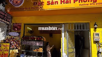 SANG NHƯỢNG MẶC BẰNG BÁNH MÌ Ở HỒ VĂN HUÊ PHÚ NHUẬN
