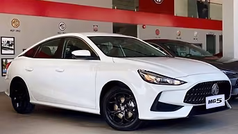 MG MG5 STD 2025 Trắng