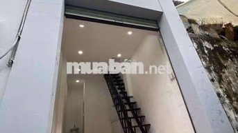 Nhà mới xây Nguyễn Văn Quá dt 3x6m 1 lầu 1 sân thượng đúc