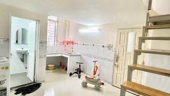 Phòng trọ cao cấp có Gác, Cửa sổ lớn Hẻm 160 Nguyễn Văn Quỳ Q7 Giá rẻ