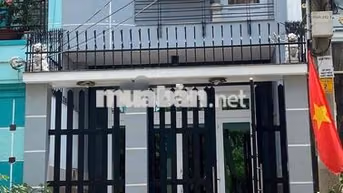 Cho thuê nhà HXH 3pn2wc sẵn nội thất 11tr p7. q8