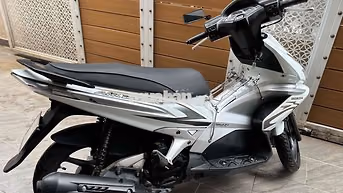 Honda Air Blade FI Trắng