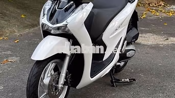 Honda SH 150i 2022 Trắng đen xe zin 9 chủ