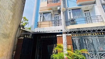 Nhà Rẻ 4x14m 2Lầu (4PN 3WC) Hẻm 5m Ôtô. HƯƠNG LỘ 2 GẦN BỐN XÃ.BÌNH TÂN