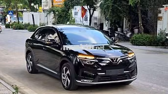 VinFast VF8 Eco CATL 2023 Đen 41000 km