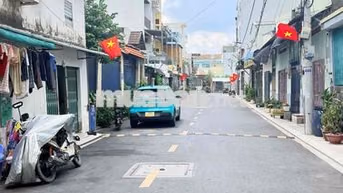 Cho thuê nhà nguyên căn Thạnh Xuân 21 khu VIP làm Spa