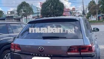 Volkswagen Teramont Mỹ Xám/Đen 50km
