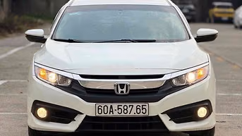 Honda Civic 1.8E 2018 Trắng 75.000km