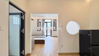 CHO THUÊ PHÒNG 40M2 CÓ BAN CÔNG TÁCH BẾP
