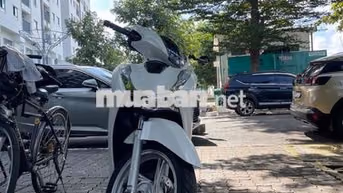 Honda SH Trắng