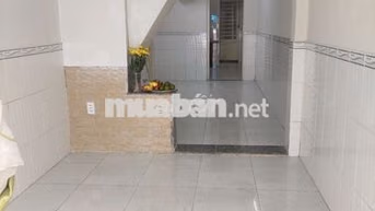 Cho thuê nhà gần ngã tư 7 Hiền. 2 lầu, sân thượng và 3pn, 2 tollet