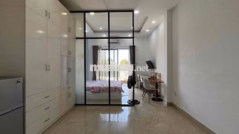 1 Phòng Ngủ Siêu Rộng 50m2 - Thang Máy - Hầm Xe - Balcon - Tân Định Q1