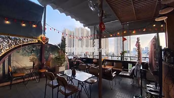 cho thuê mặt bằng sân thượng tiện kinh doanh