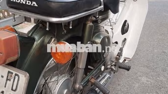 Honda Cub 81/50 50cc Xanh, trắng