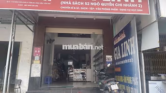 Cho Thuê Vỉa Hè Kinh Doanh Đối Diện Cổng Trường Cấp 3