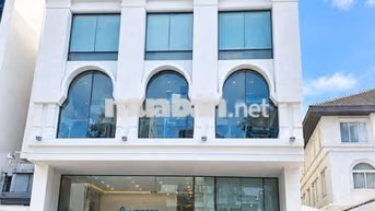 CHO THUÊ TÒA NHÀ DIỆN TÍCH 2000M2 TRUNG TÂM QUẬN 3