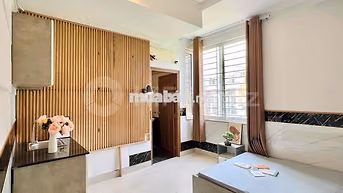 Chung cư mini full nội thất cửa sổ lớn thang máy vòng xoay Trung Sơn
