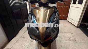 Honda Air Blade Vàng đồng 32925 km